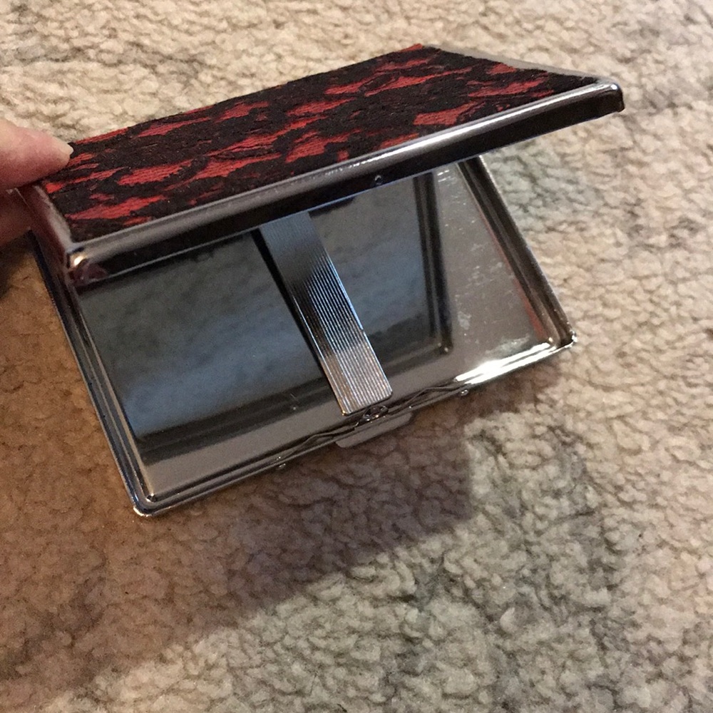 Various items - Picture 4 of 6